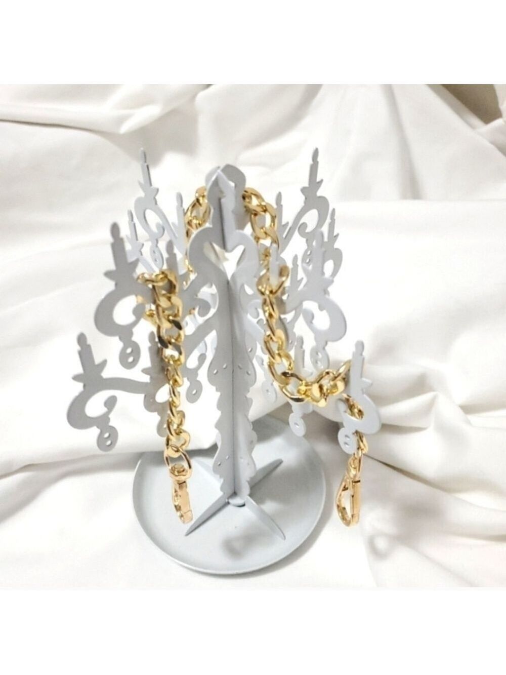 Gold Chain Strap Handle Accessory - Picture 3 of 3